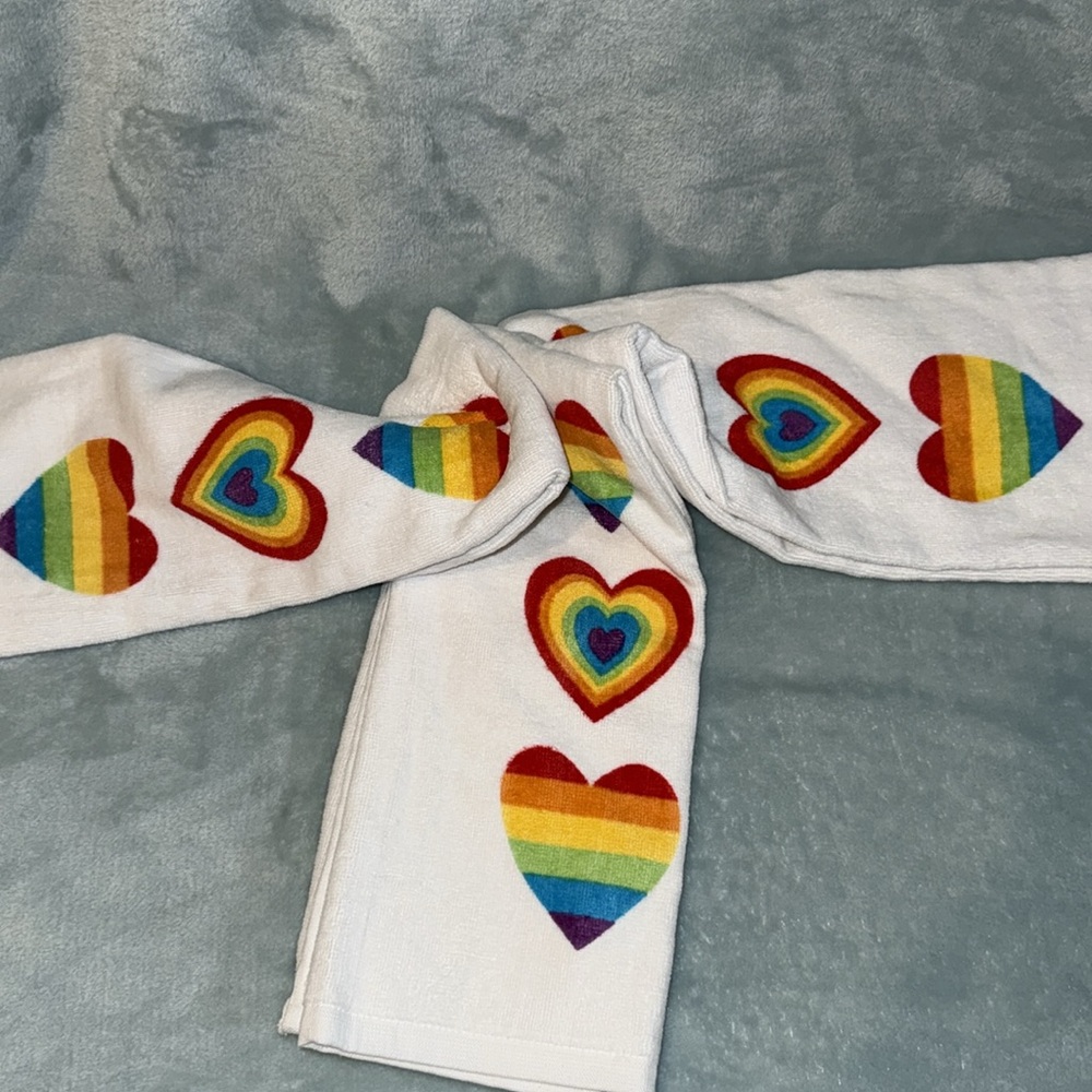 Christian Siriano Towels with Rainbow Hearts